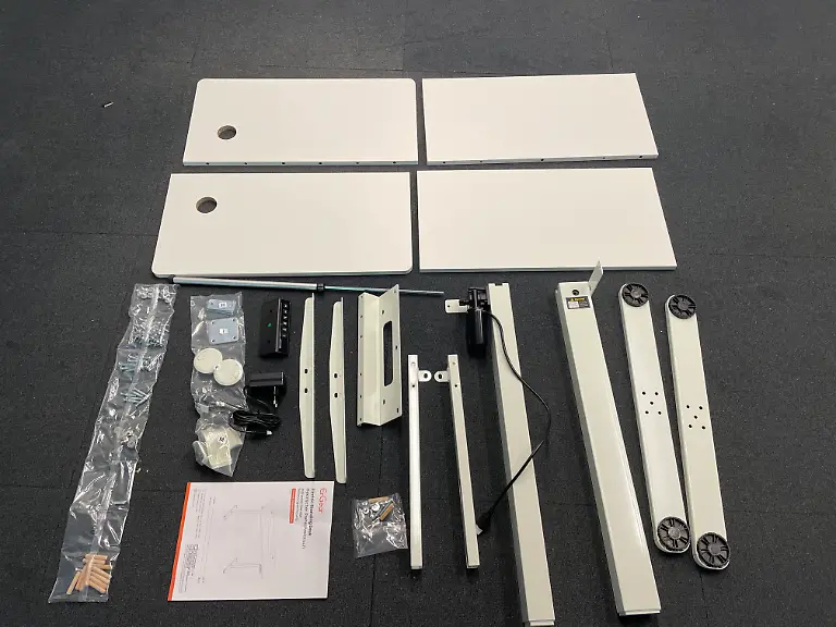 Höhenverstellbarer Schreibtisch ErGear Einzelteile.jpg